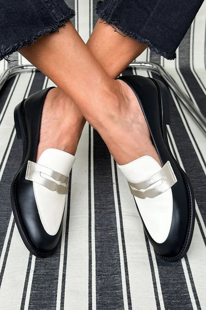 BICOLORED LOAFERS WITH METALLIC DETAIL