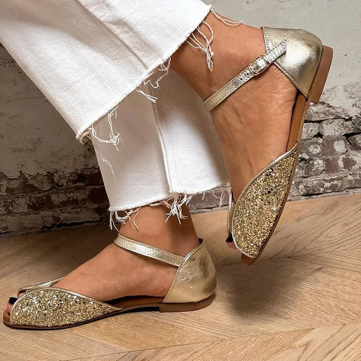 LOW SANDAL WITH ANKLE STRAP