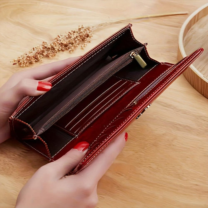 Fashionable Two-Way Wallet by Eva