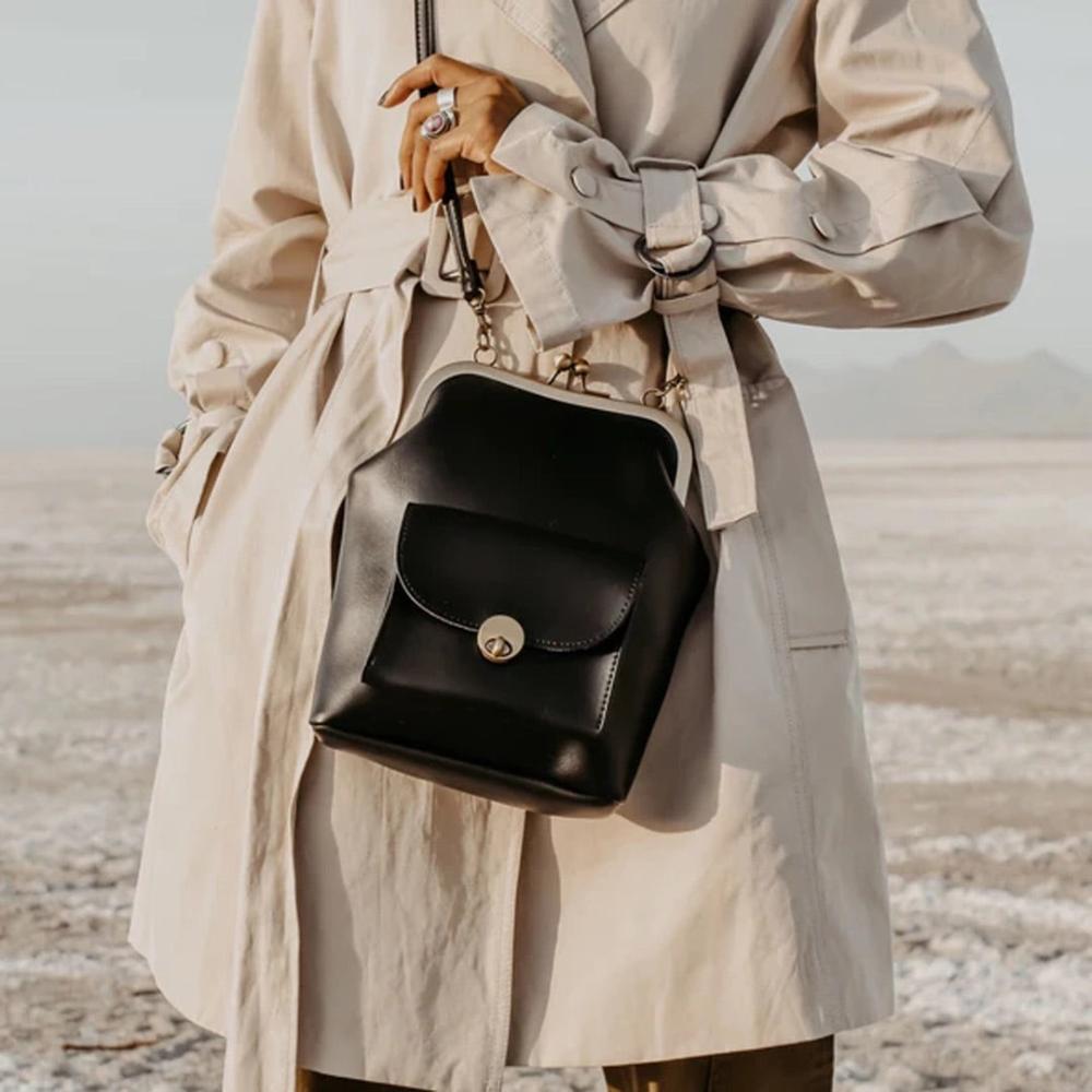 Max Vintage Bag – Grace's Retro-Chic Must-Haves