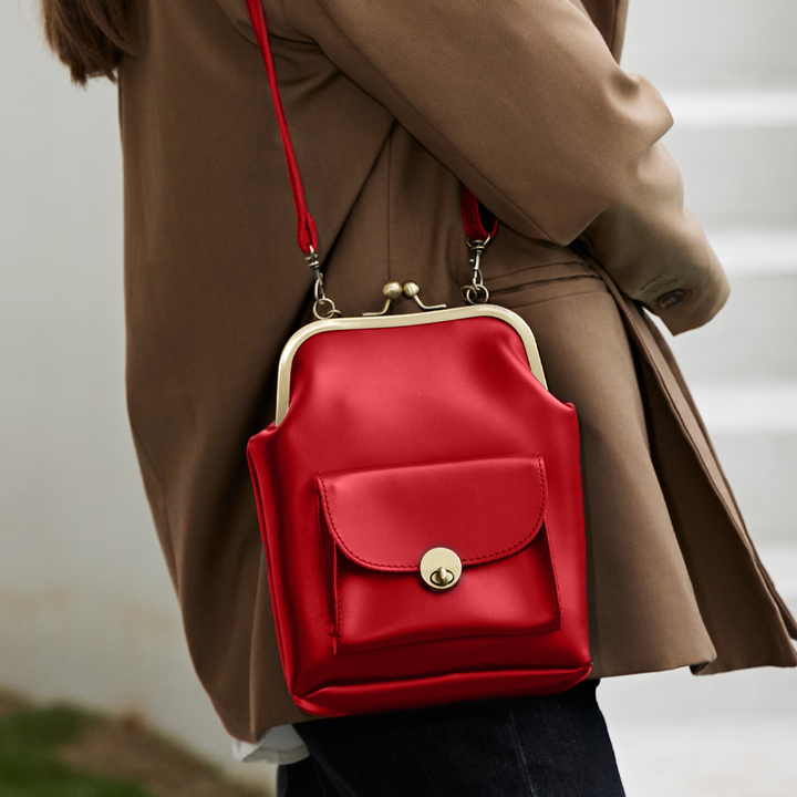 Max Vintage Bag – Grace's Retro-Chic Must-Haves
