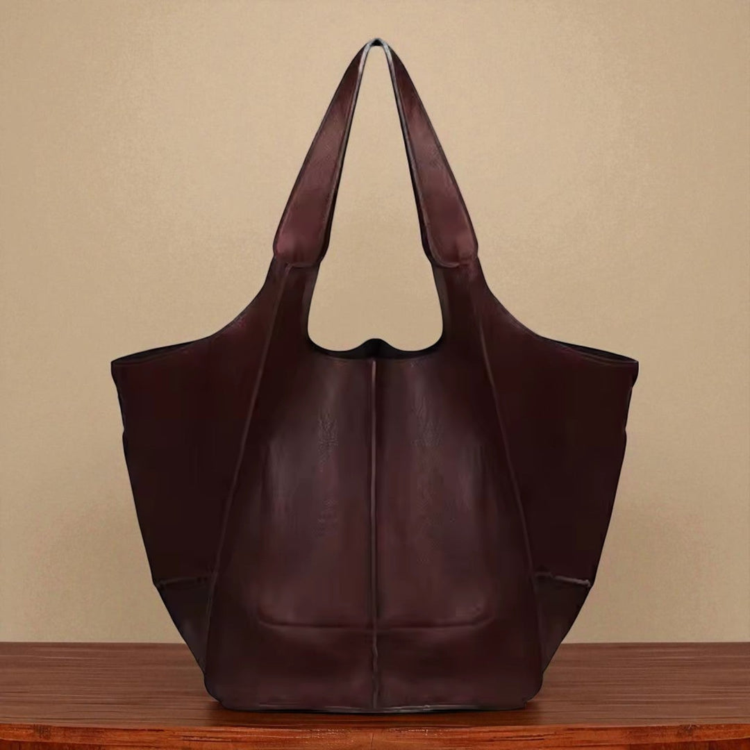 Classic and Stylish Vintage Bag | Dana's Timeless Appeal