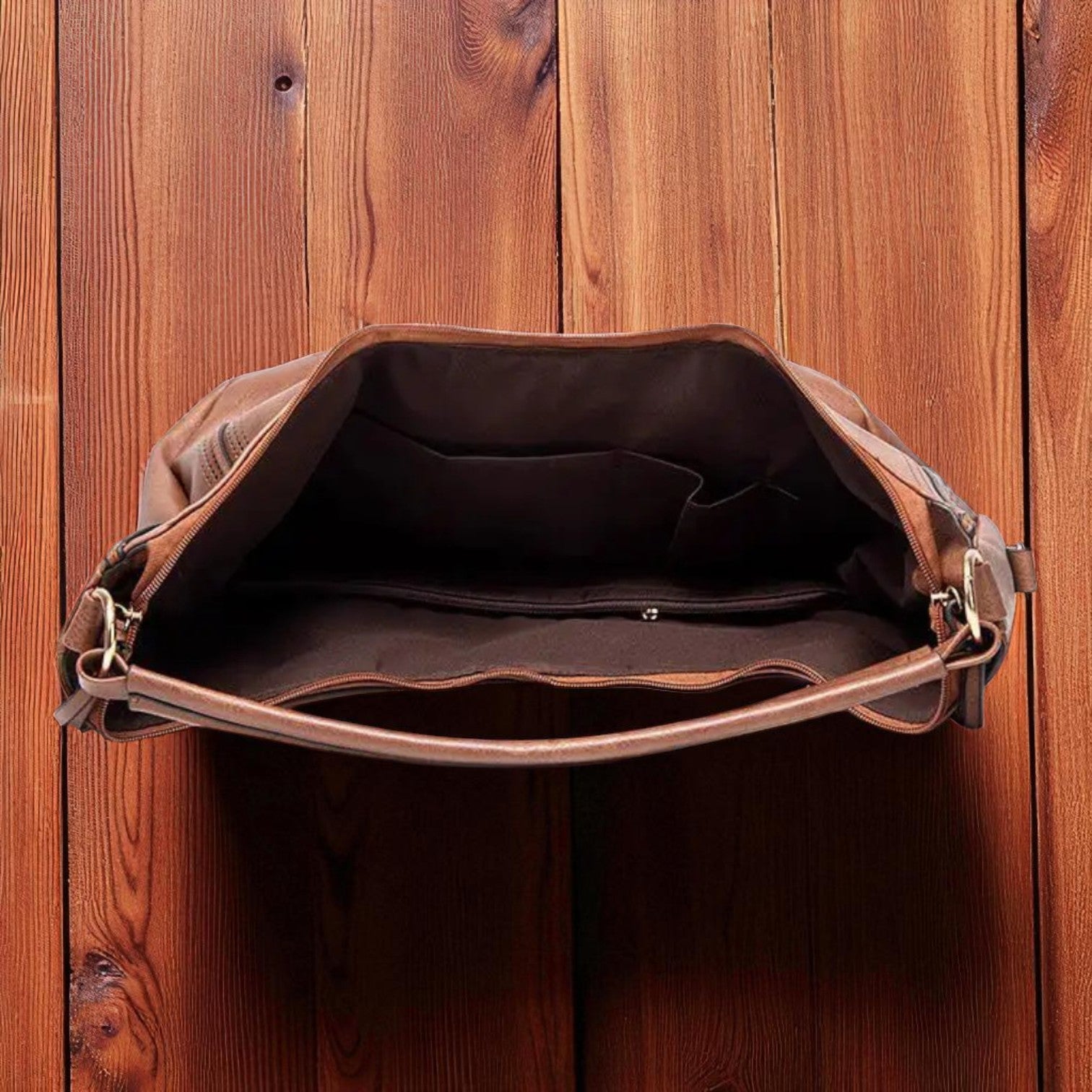 Minerva's Classic Versatility | Vintage Bag