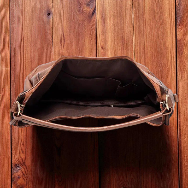 Minerva's Classic Versatility | Vintage Bag