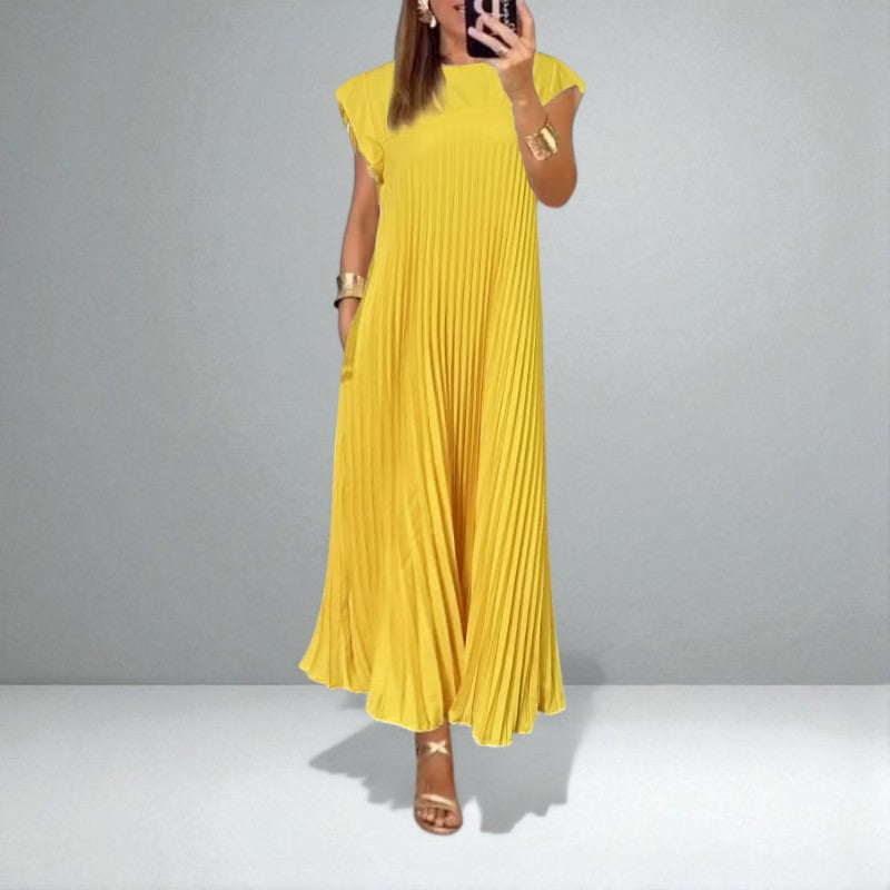 The Jolijn Pleated Dress