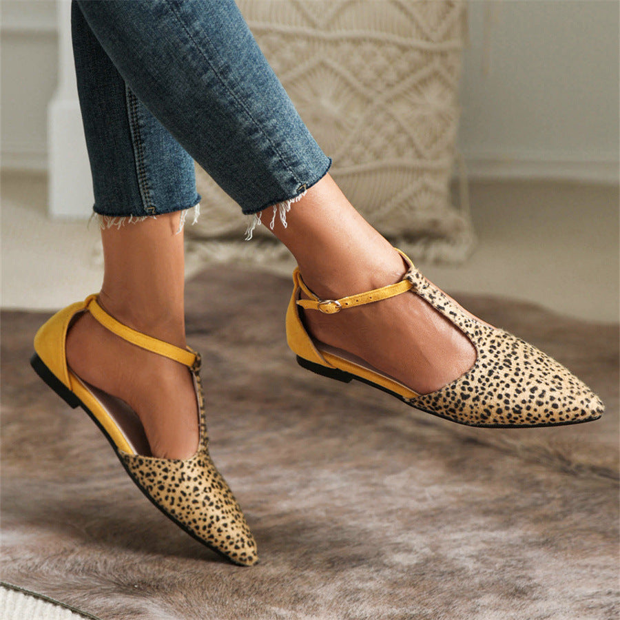 BALLET FLAT WITH T STRAP