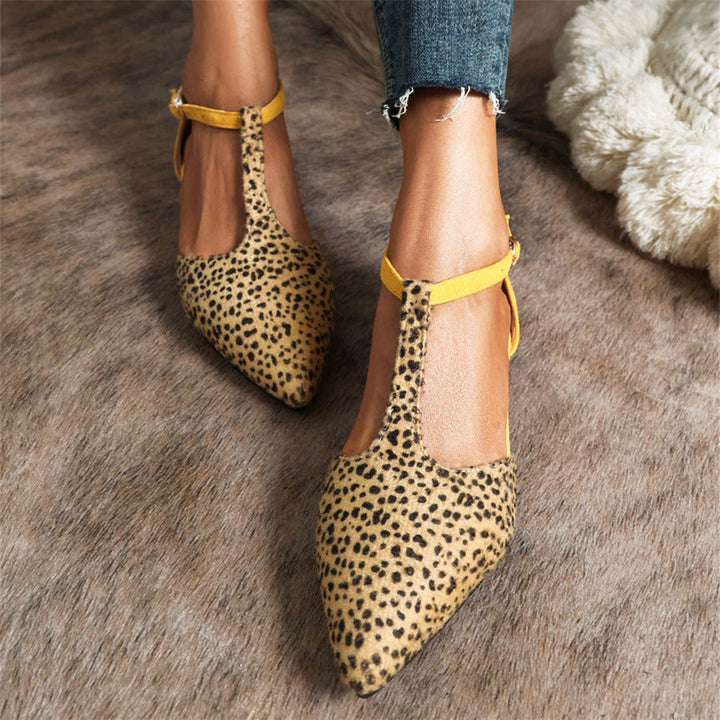 BALLET FLAT WITH T STRAP