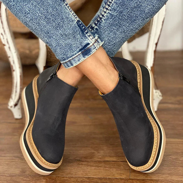 ANKLE BOOT WITH SIDE ZIP