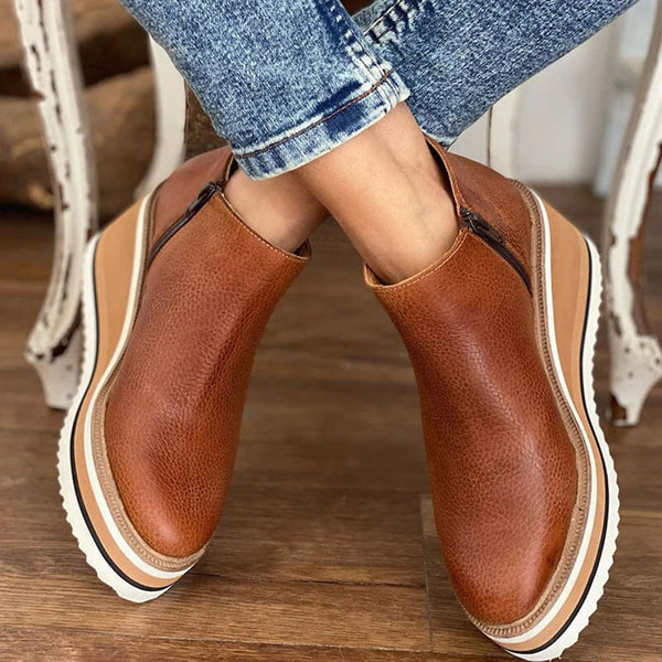 ANKLE BOOT WITH SIDE ZIP