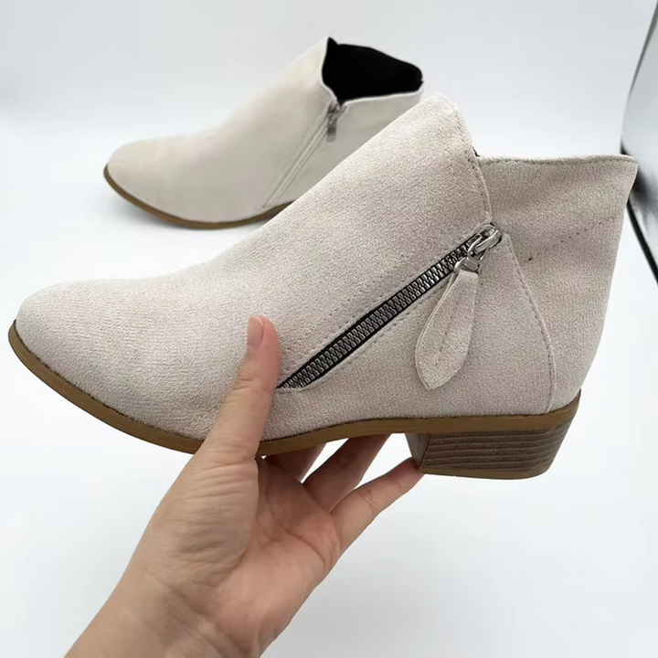 ANKLE BOOTS WITH SIDE ZIP AND MEDIUM HEEL