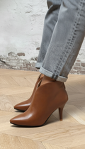 ELEGANT STILETTO BOOTIE