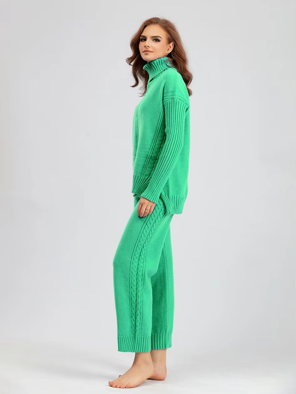 Scarlett™ - Stylish High-neck Pullover Sweater with Loose Pants Set