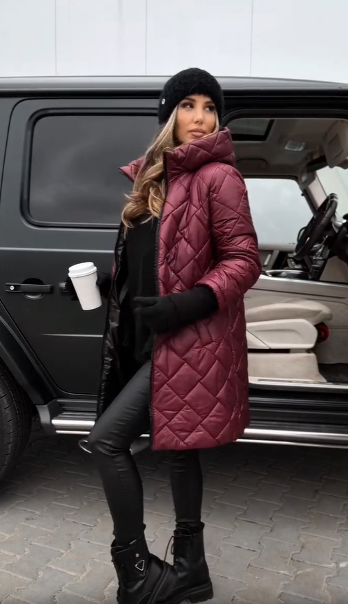 Bogna | Elegant Quilted Down Jacket with Hood