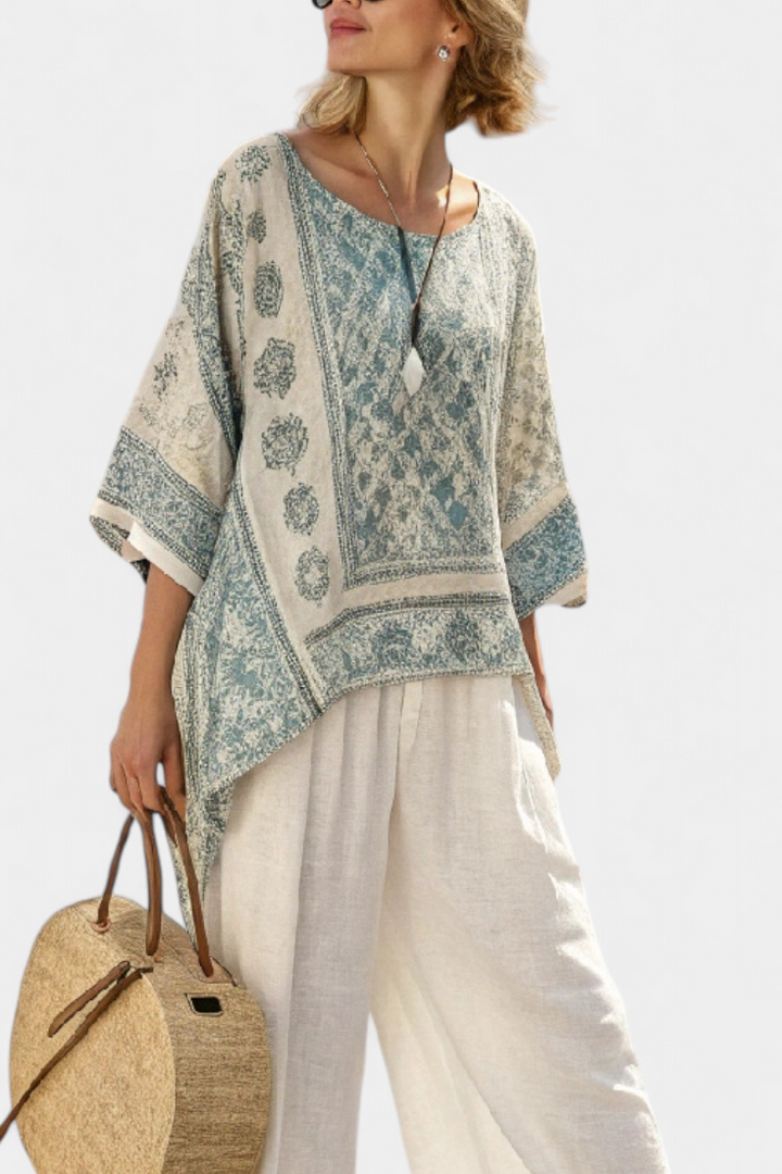 Quinley | Comfortable Printed Blouse and White Wide-Leg Pants