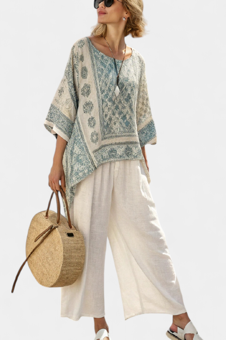 Quinley | Comfortable Printed Blouse and White Wide-Leg Pants